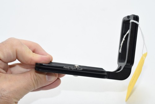 Really right stuff - really, l-bracket