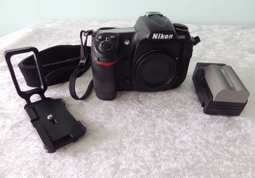 Nikon d300 camera body - d300,